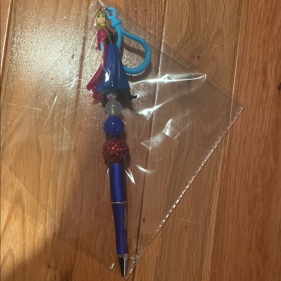 Other - Handcrafted Frozen Ana Character Pen